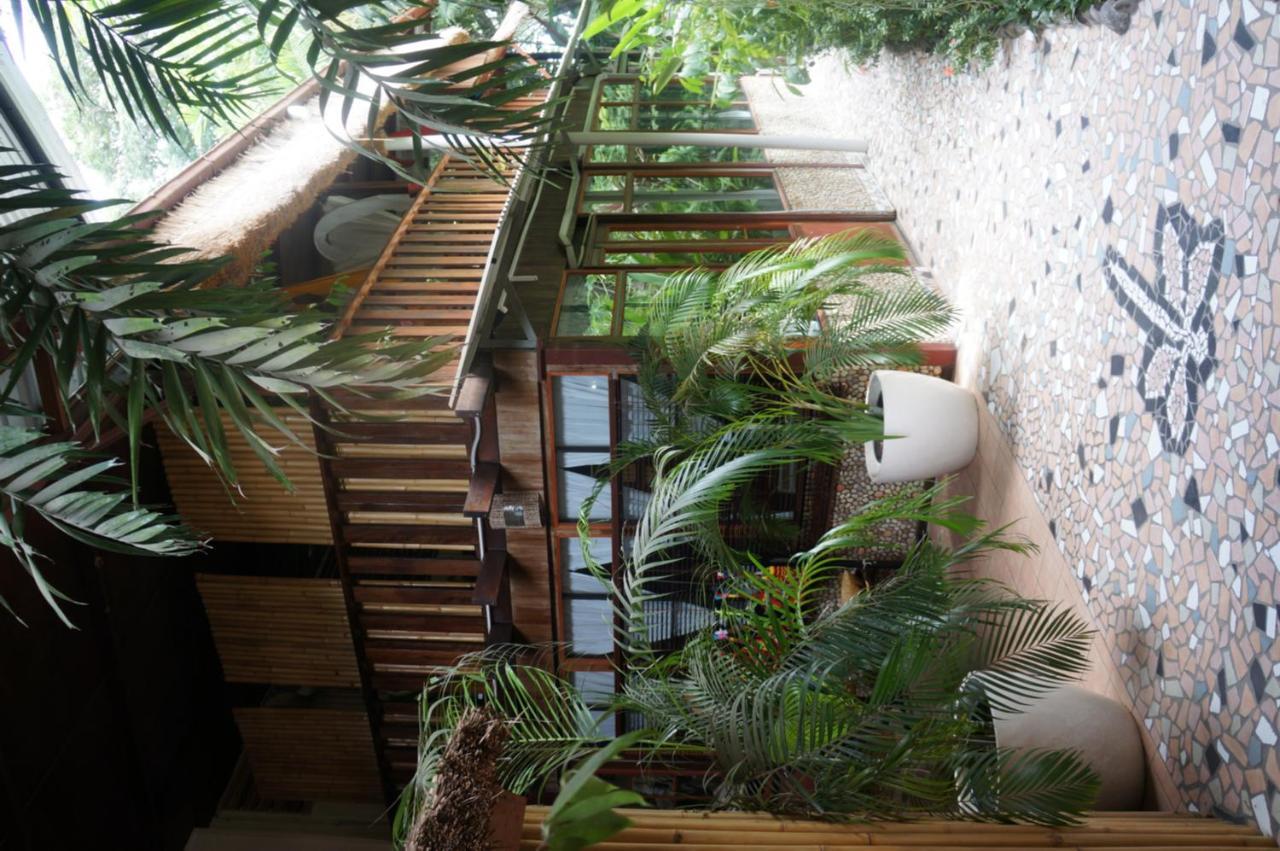 Raintree Lodge พอร์ตมอร์สบี ภายนอก รูปภาพ