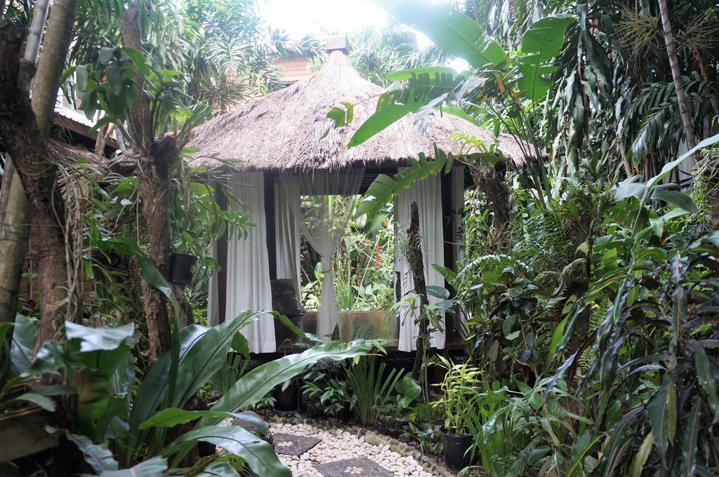 Raintree Lodge พอร์ตมอร์สบี ภายนอก รูปภาพ